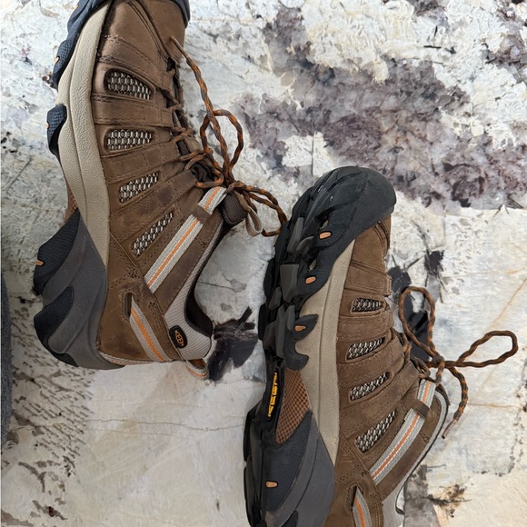 Keen Voyageur Hiking Shoes - Mens Size 9 US - Picture 3 of 6